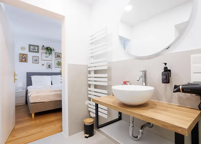 Strauss Cozy - 15 Min Ins Zentrum